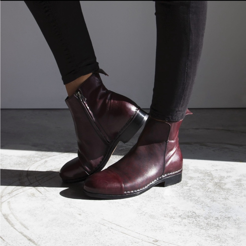 Measponte Leather Ankle Boots - Gravity Pope Booties